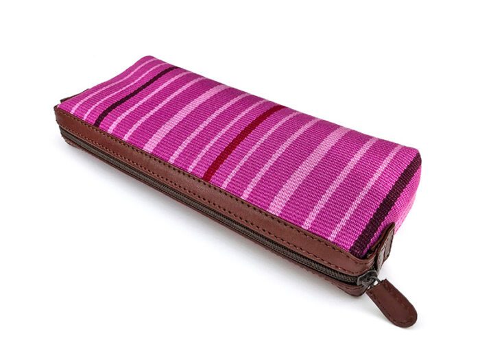 Handgemaakt lila handtasje uit Peru