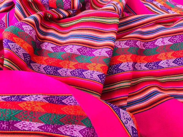 Roze Peruaanse frazada